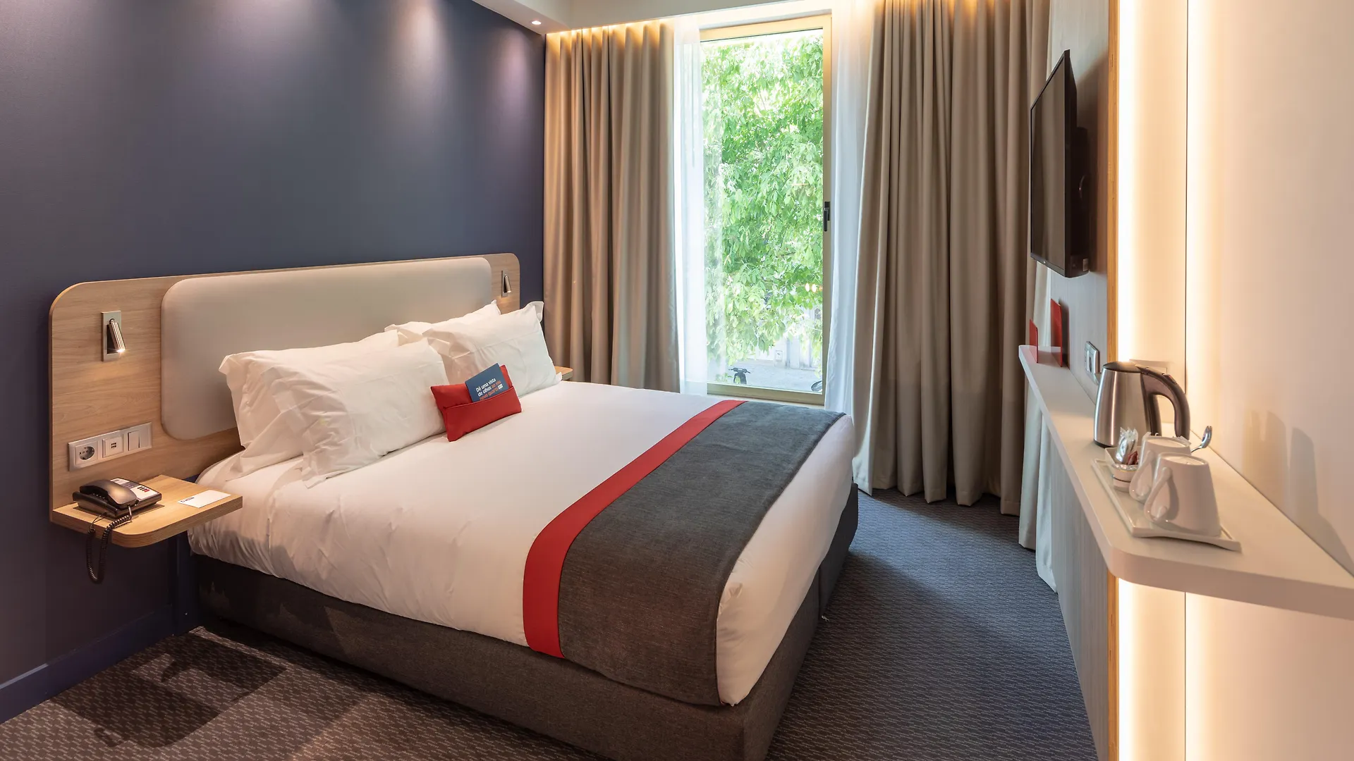 Holiday Inn Express - Lisbon - Plaza Saldanha By Ihg ホテル